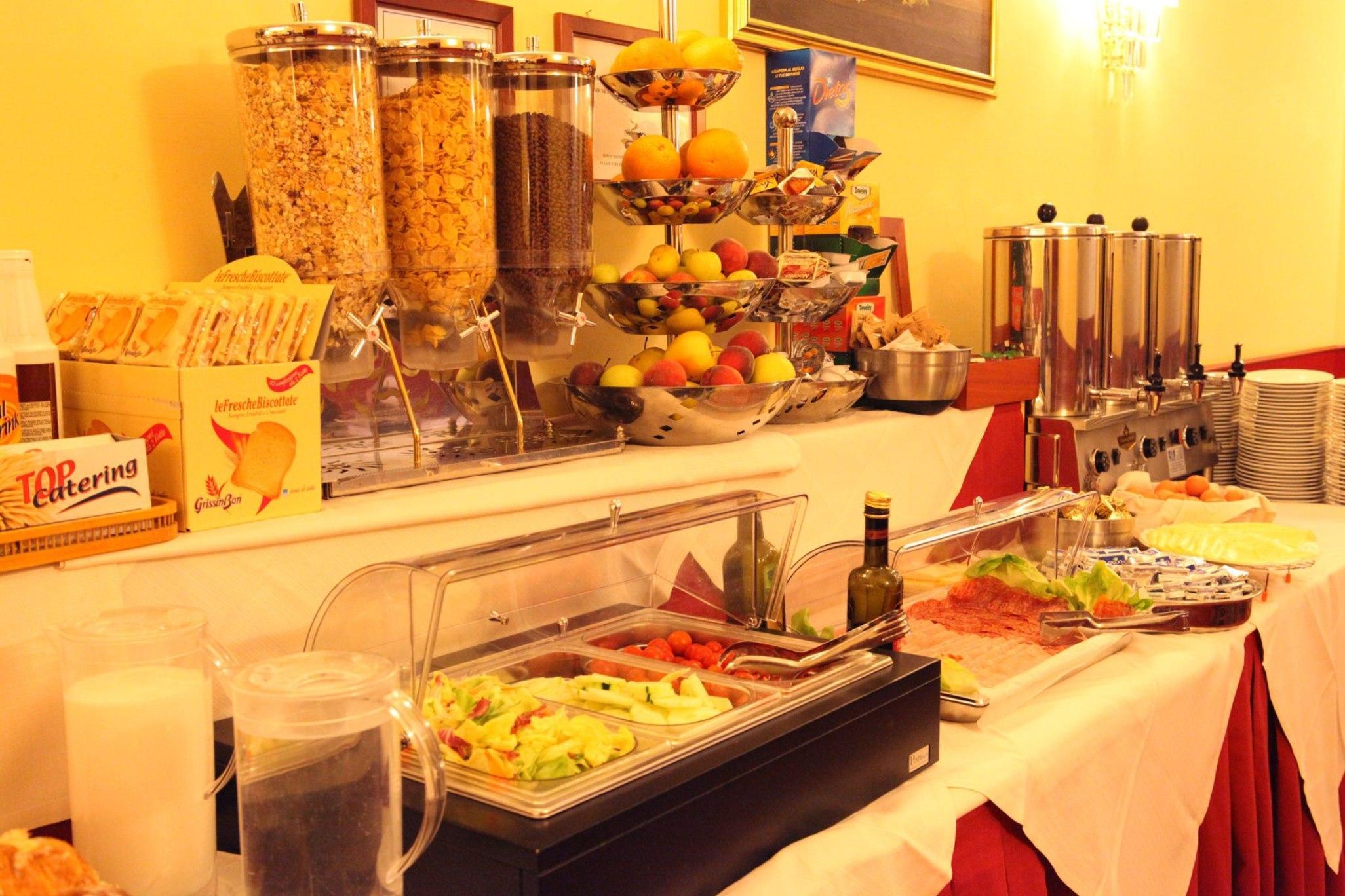 Hotel Impero Roma Esterno foto