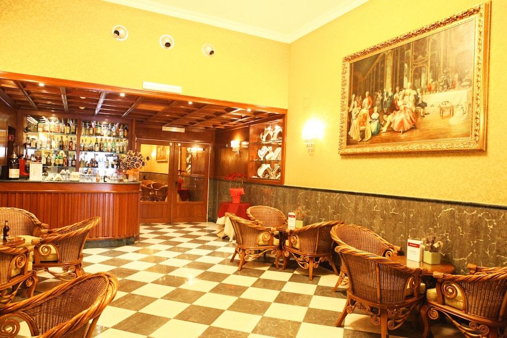 Hotel Impero Roma Esterno foto